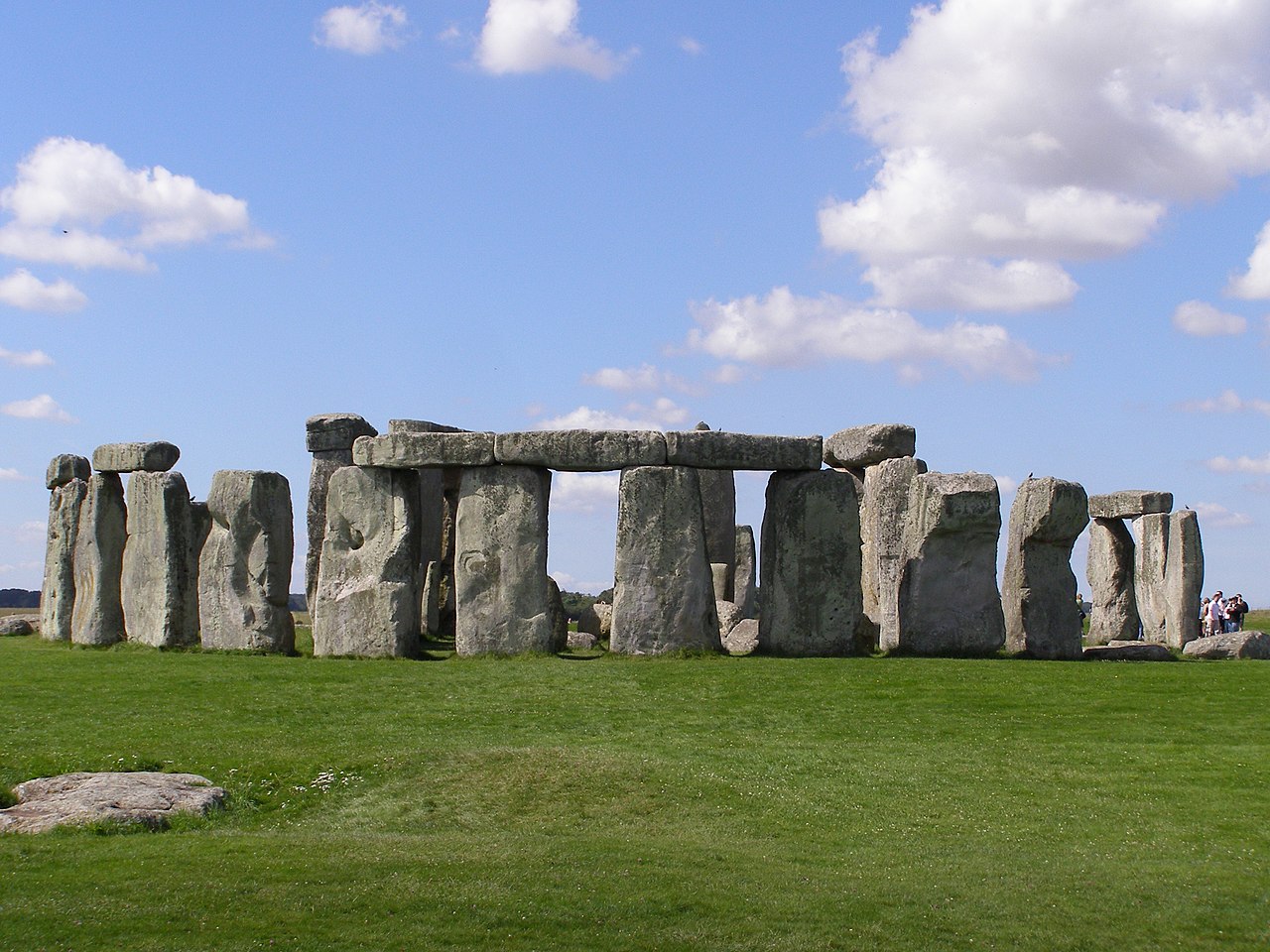 Stonehenge prehistoric stone circle at sunrise, Wiltshire